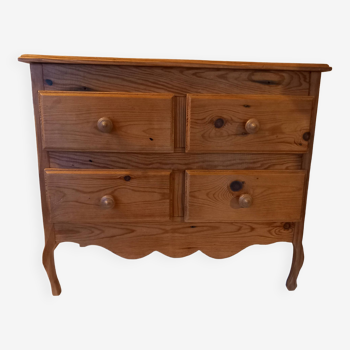 Petite commode en bois