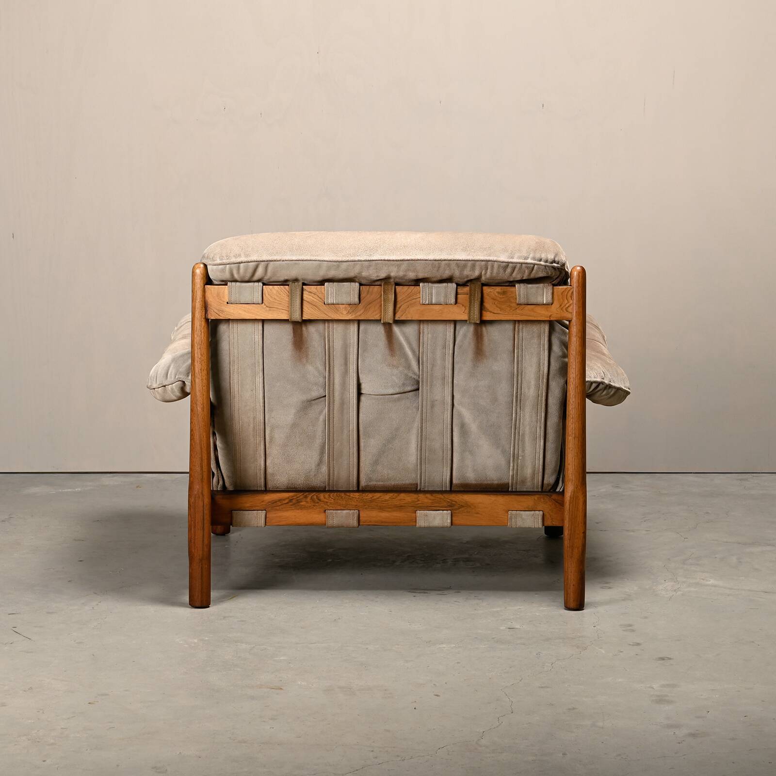 Lounge Chair Suede Leather