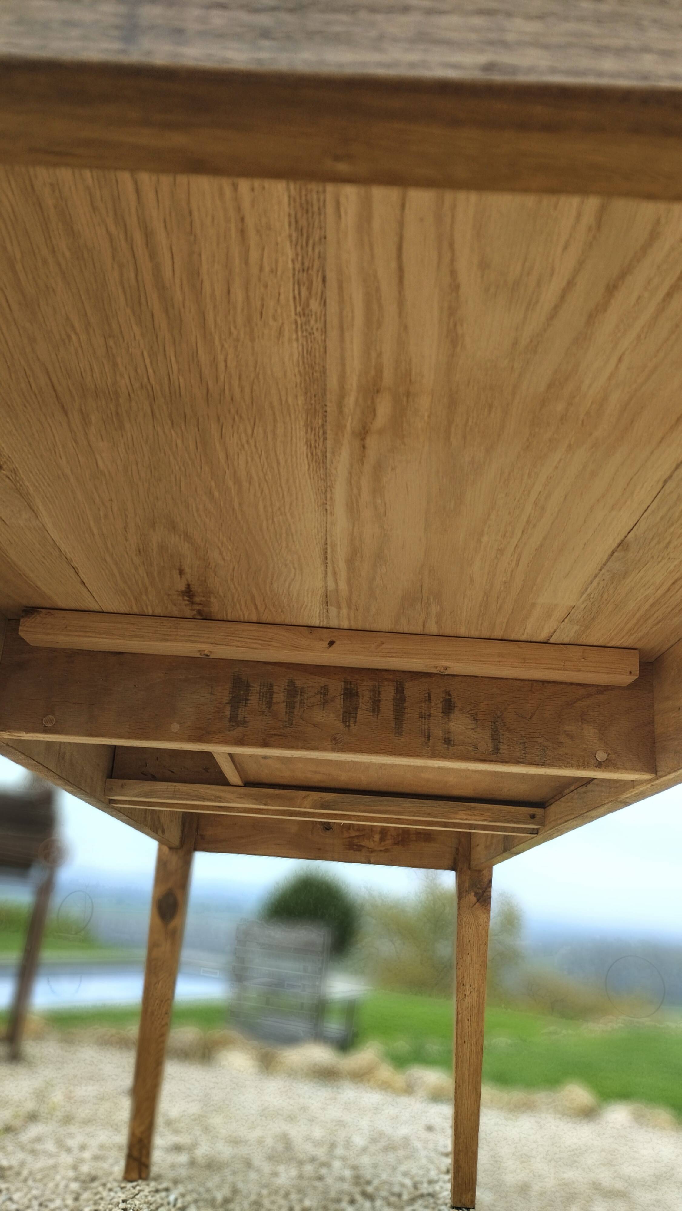 Solid oak farmhouse table 220cm x 75cm