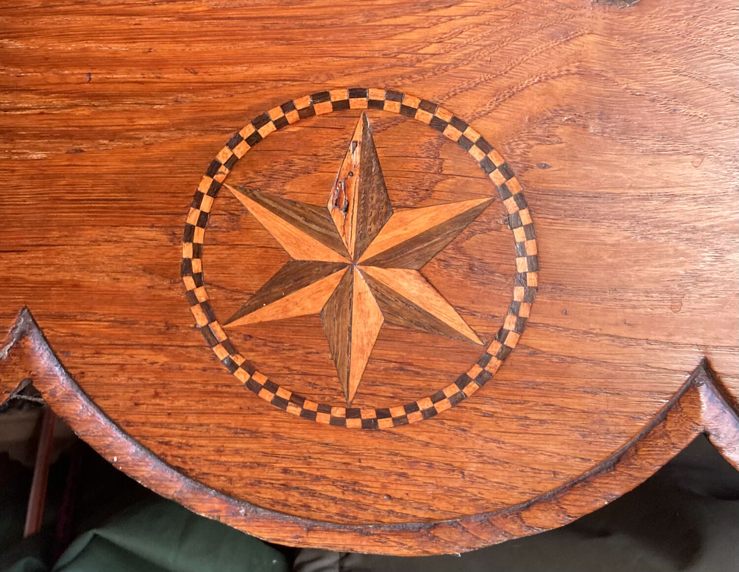 Buffet with two bodies, Louis XV style, 19th century, Provençal work.