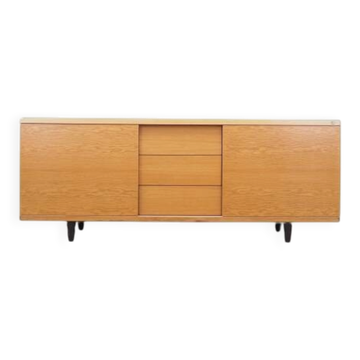 Buffet en frêne, design danois, années 1990, fabriqué par Skovby