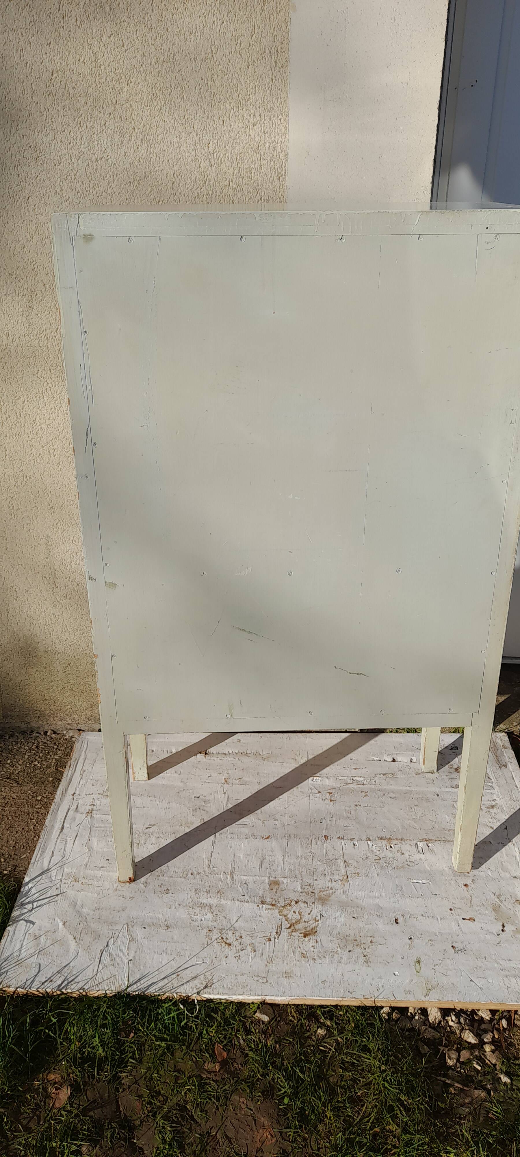 Small Parisian piece of furniture with key H120 cm