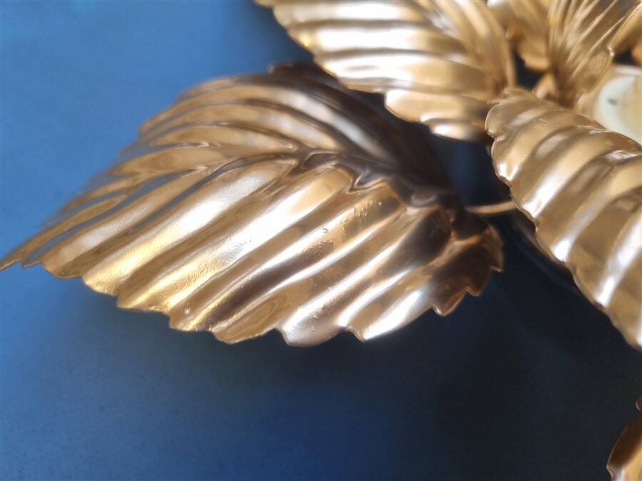 Pair of Masca flower wall lights in gold metal