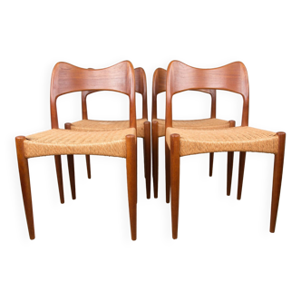 Série de 4 chaises Danoises en Teck et Cordage par Arne Hovmand Olsen 1960.