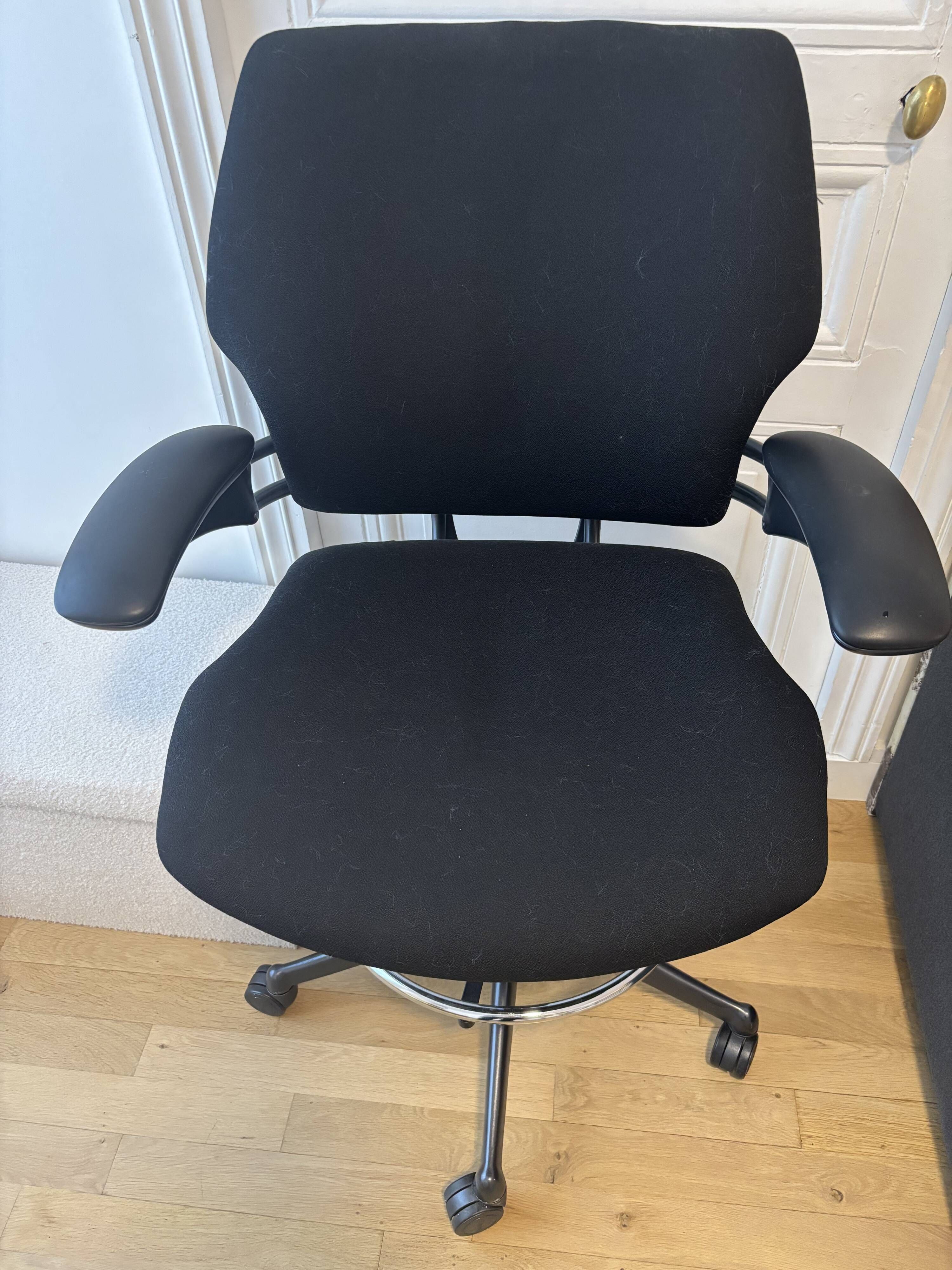 CHaise HUmanscale Draughtman haute