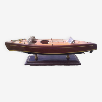 Maquette bois de bateau Ontarion 110