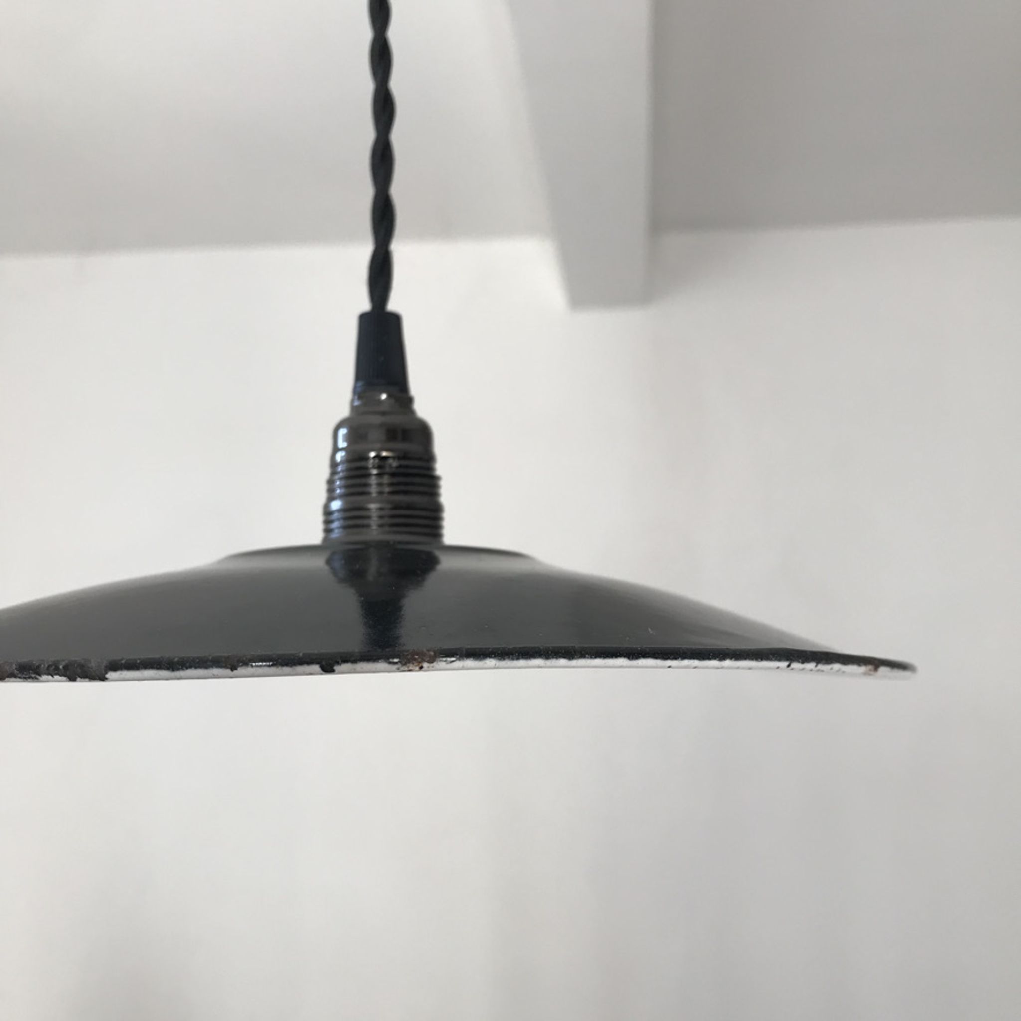 Suspension abat-jour en métal noir