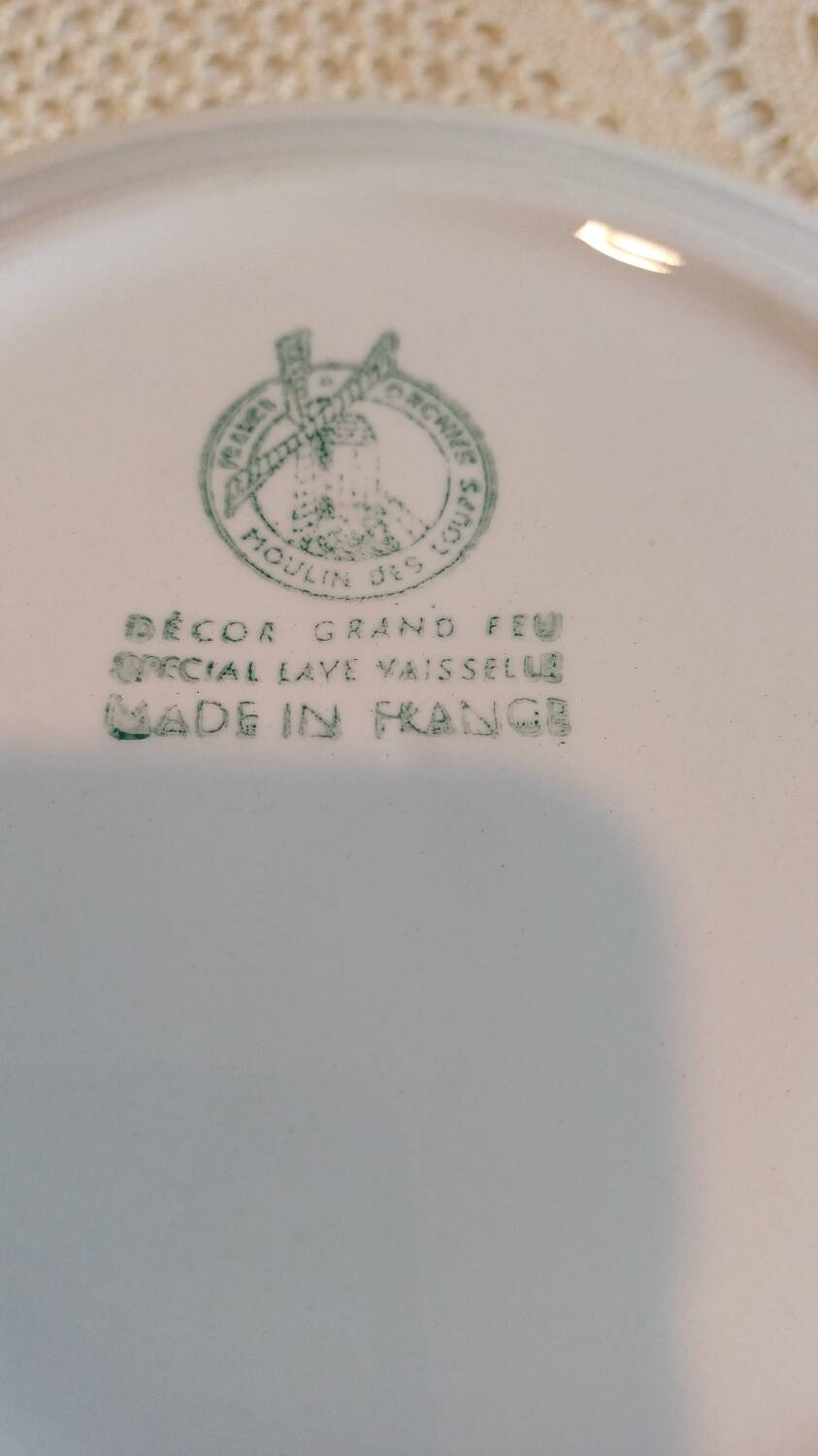 Set of 6 Moulins des Loups soup plates