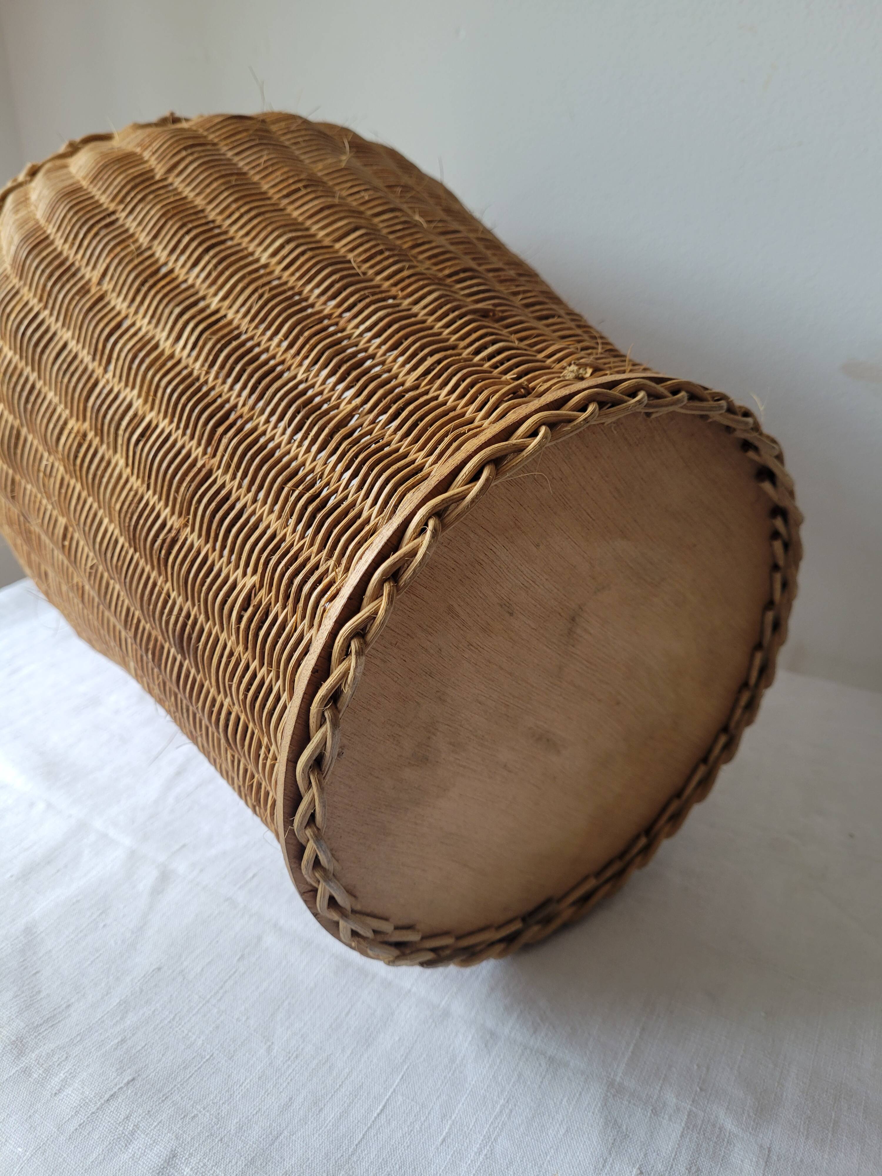 Wicker wastebasket