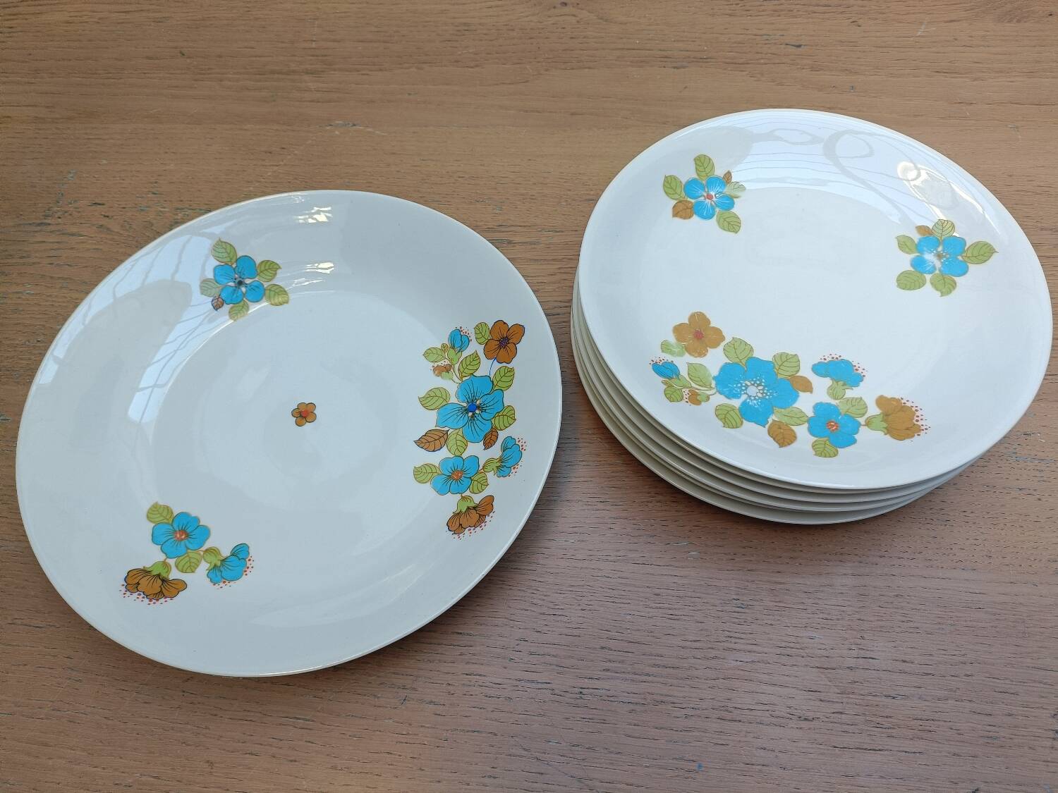 Service de table porcelaine 70'