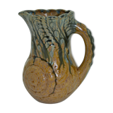 Sandstone pitcher decorated with coils