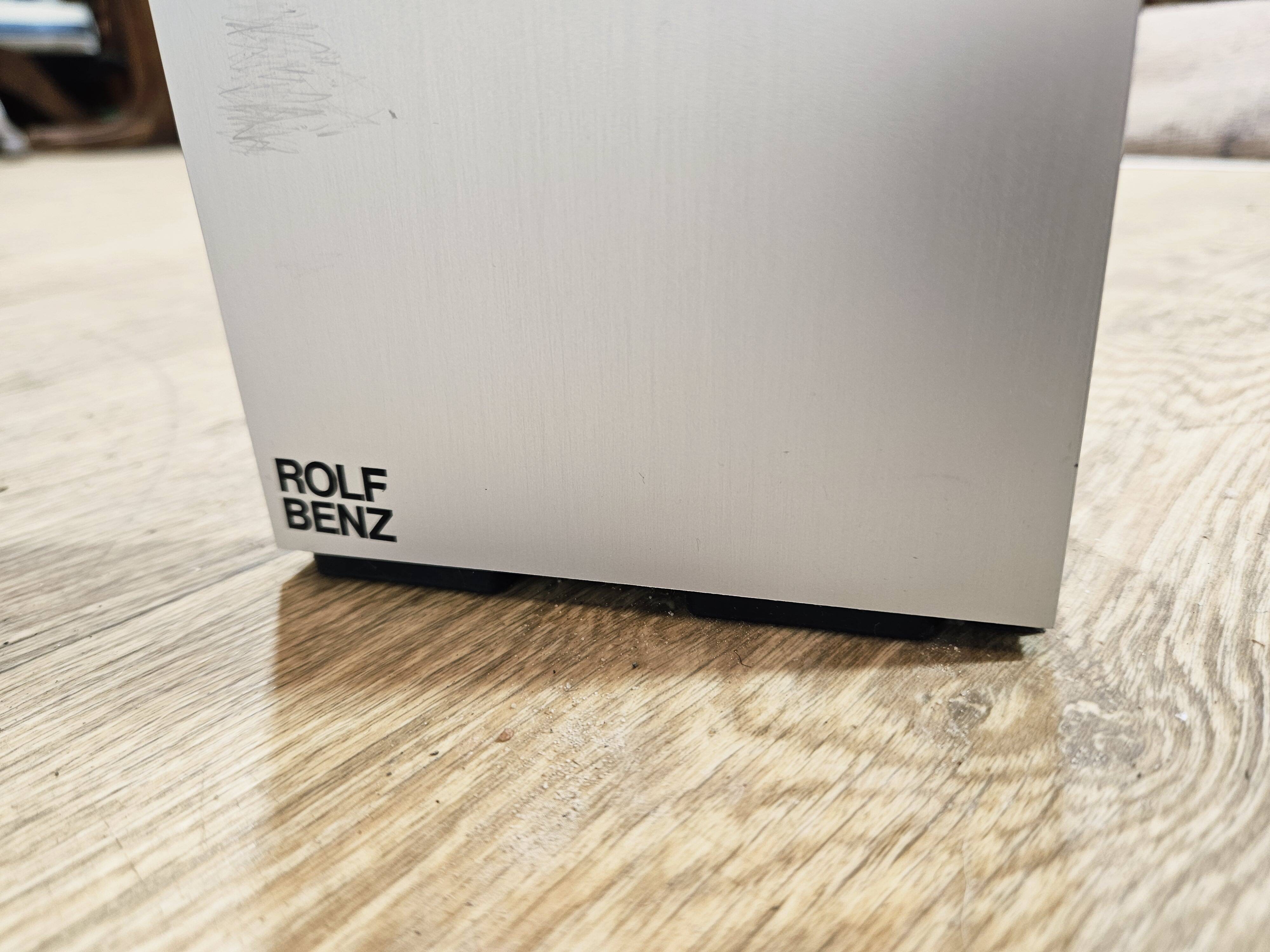 Designer dining table by Rolf Benz - luxury and modern form