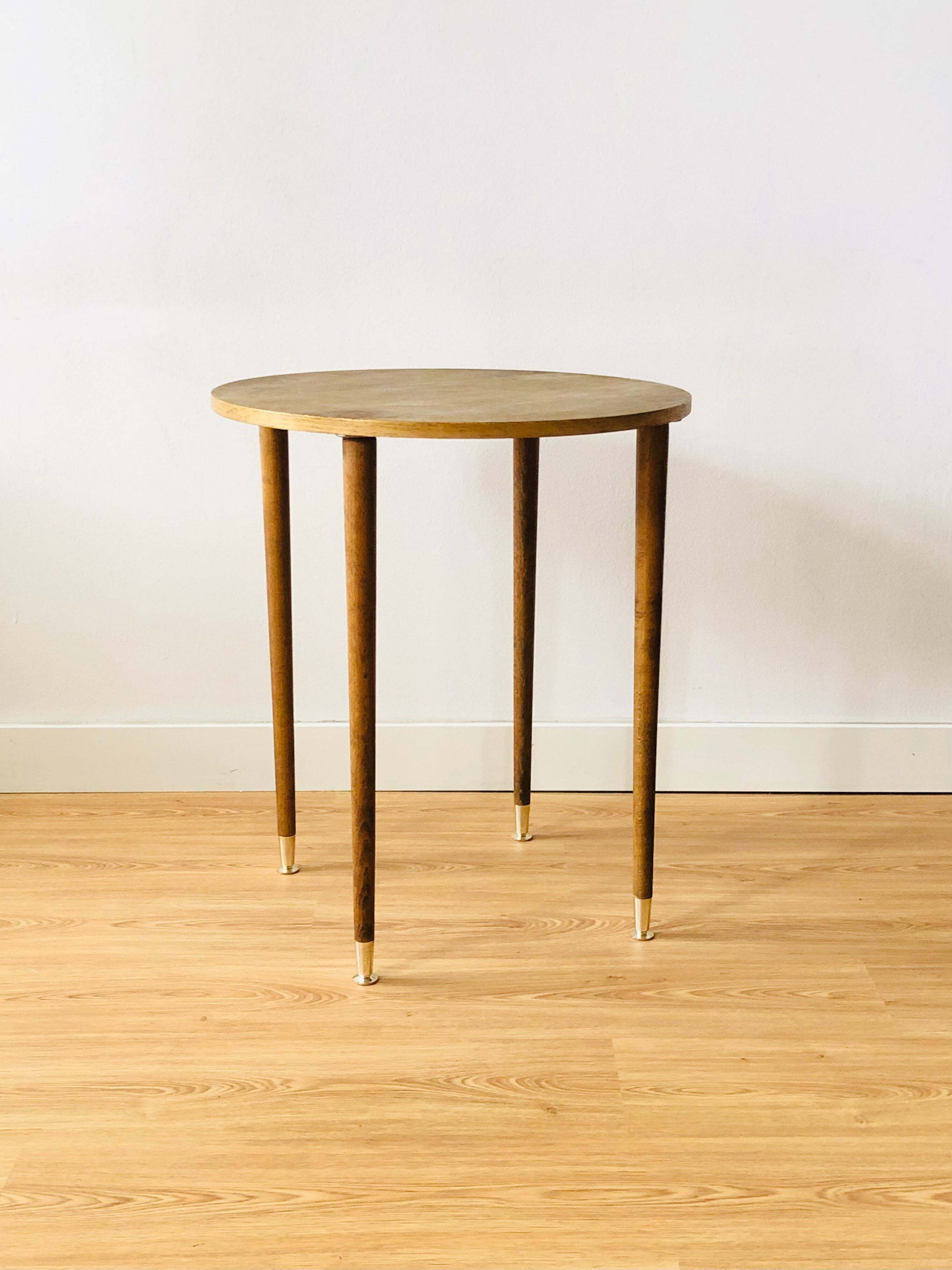 Side table vintage tapered legs 1950