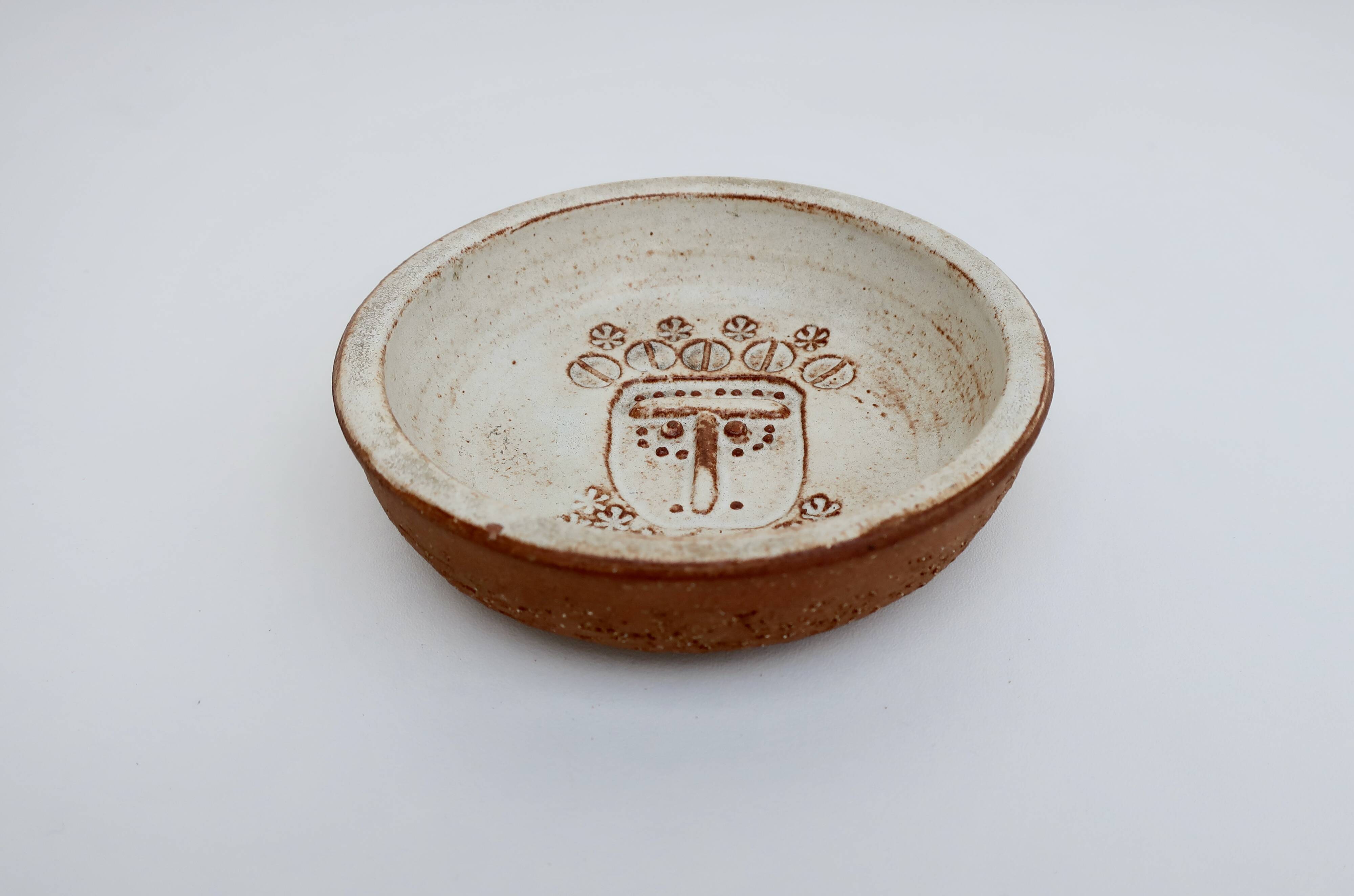 Vallauris empty pocket bowl, ceramic signed by Alain Rufas, around 1960/70.