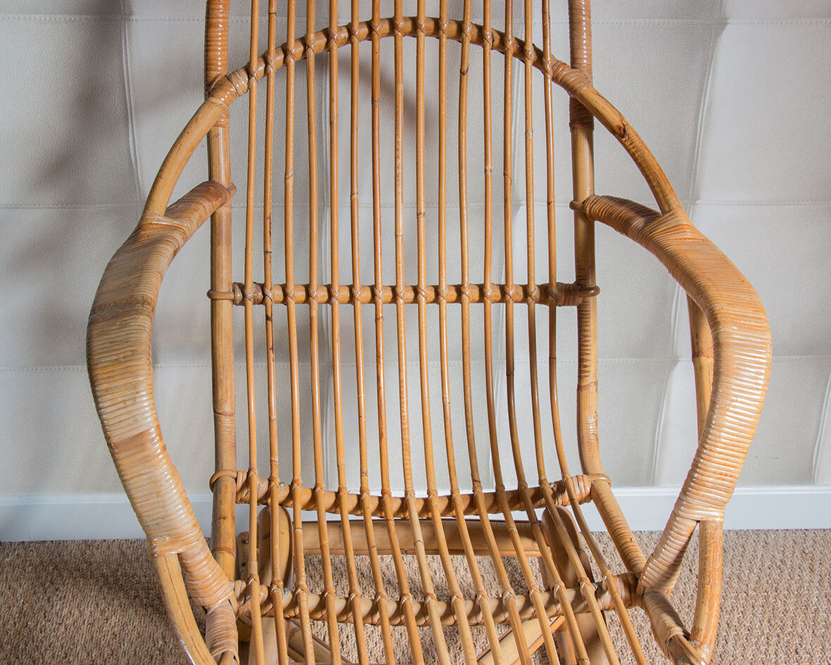 Rocking-chair en rotin