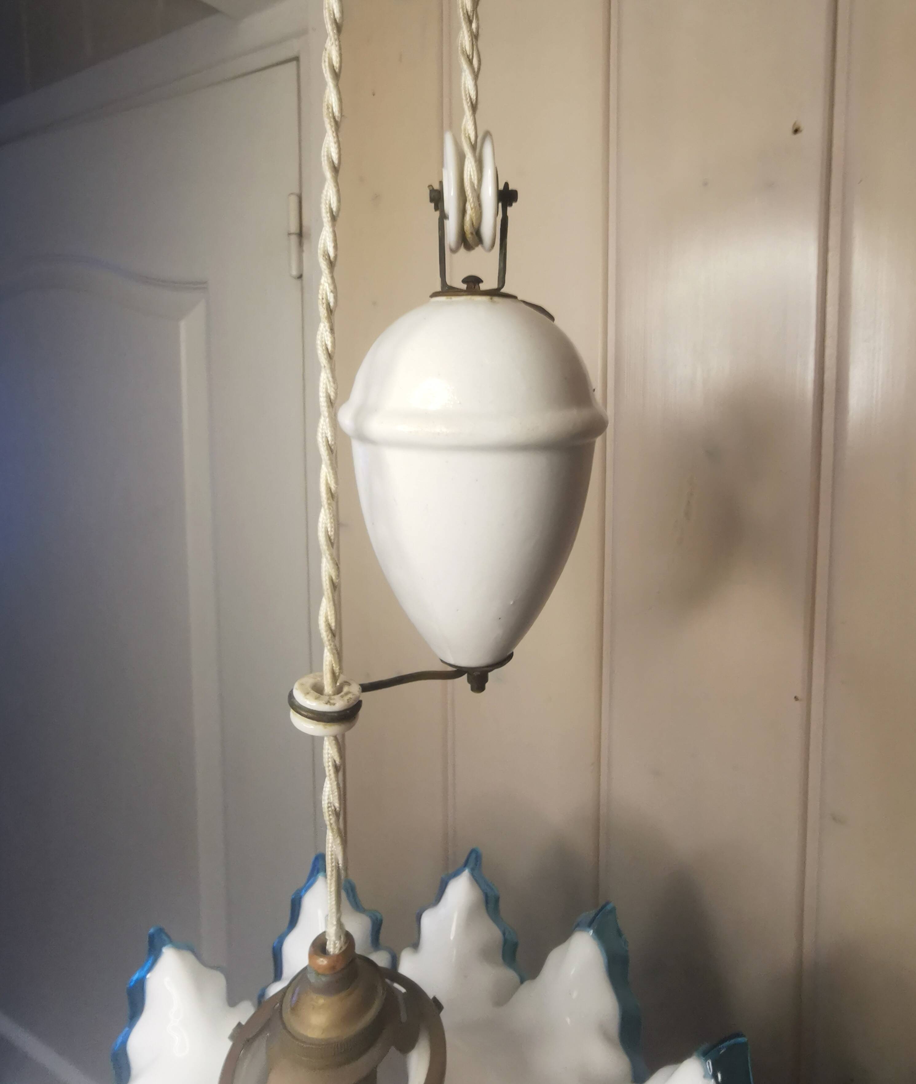 Suspension Up and down Opaline and porcelain