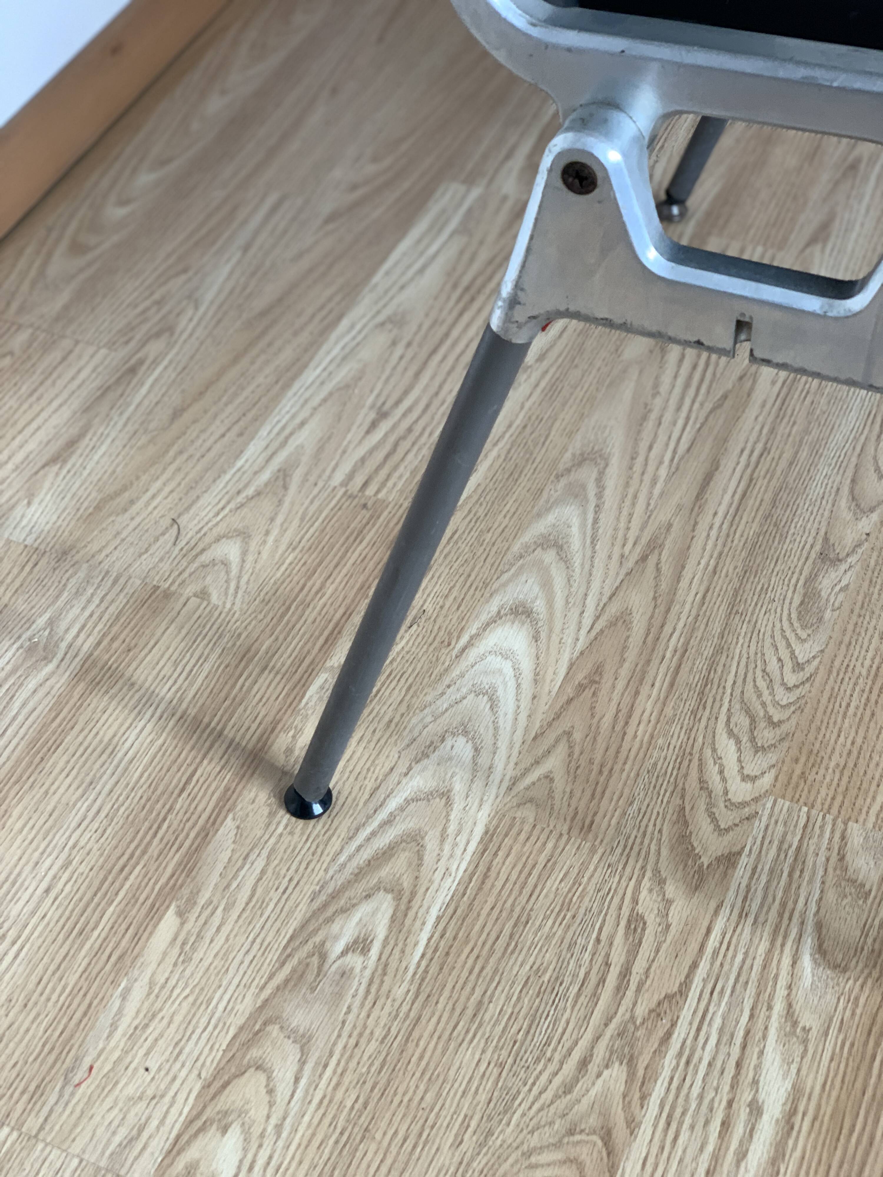 DSC chair by Giancarlo Piretti Castelli edition