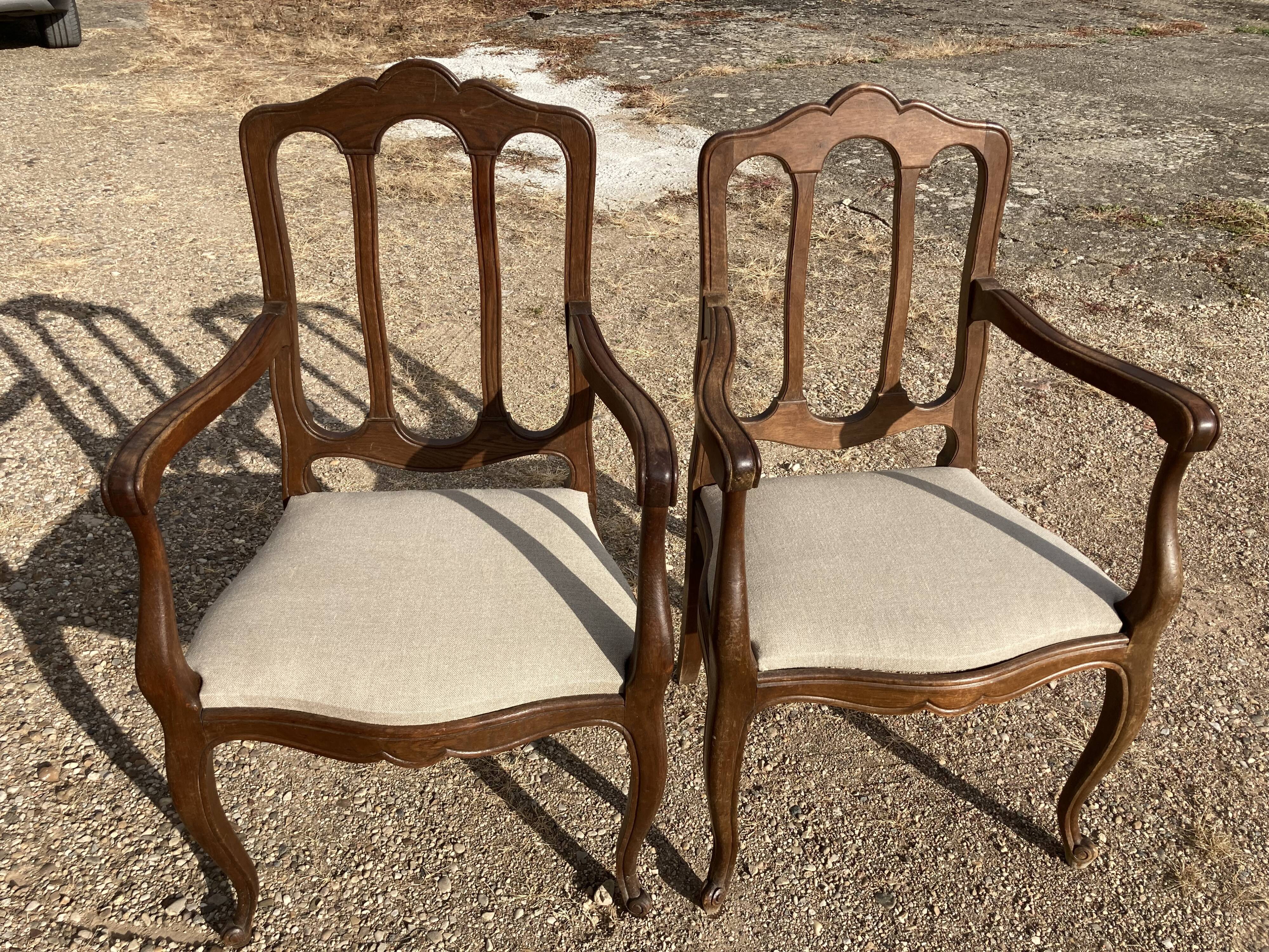 Paire de fauteuils de style anglais