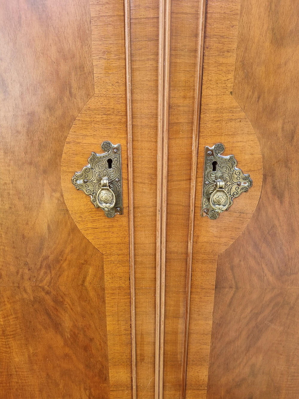 Armoire anglaise d'internat tallboy georgien art déco années 30