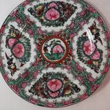 Ancienne assiette en porcelaine de chine macau