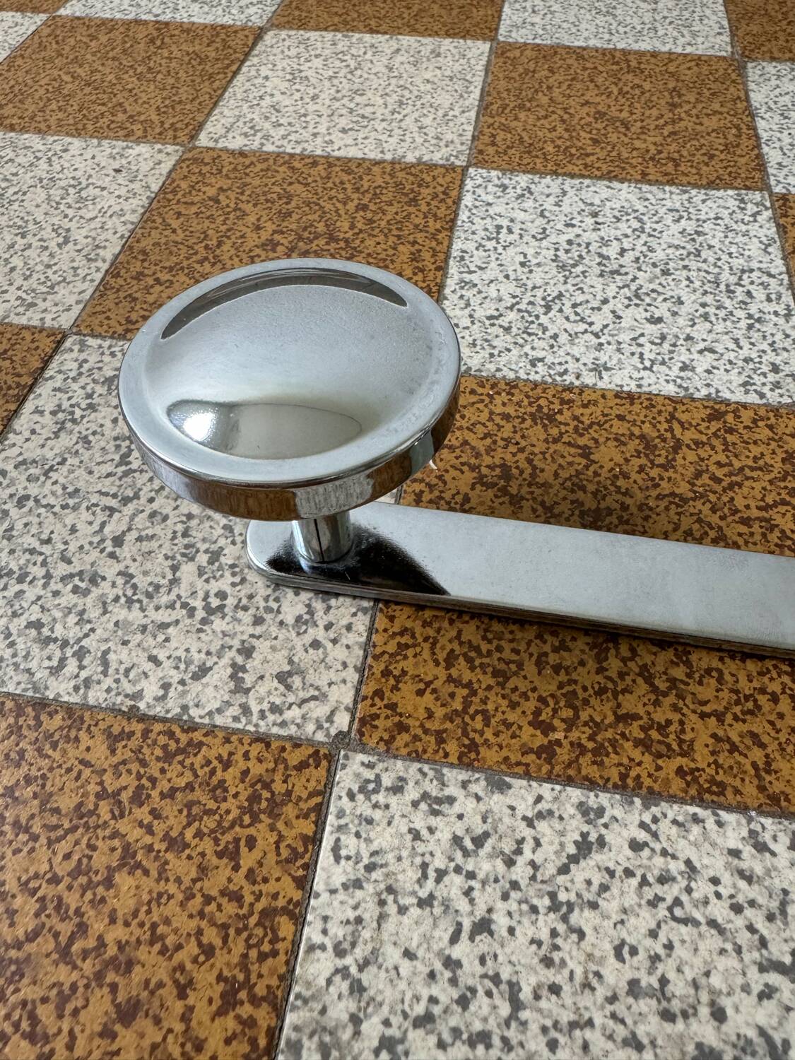 70s chrome metal coat rack