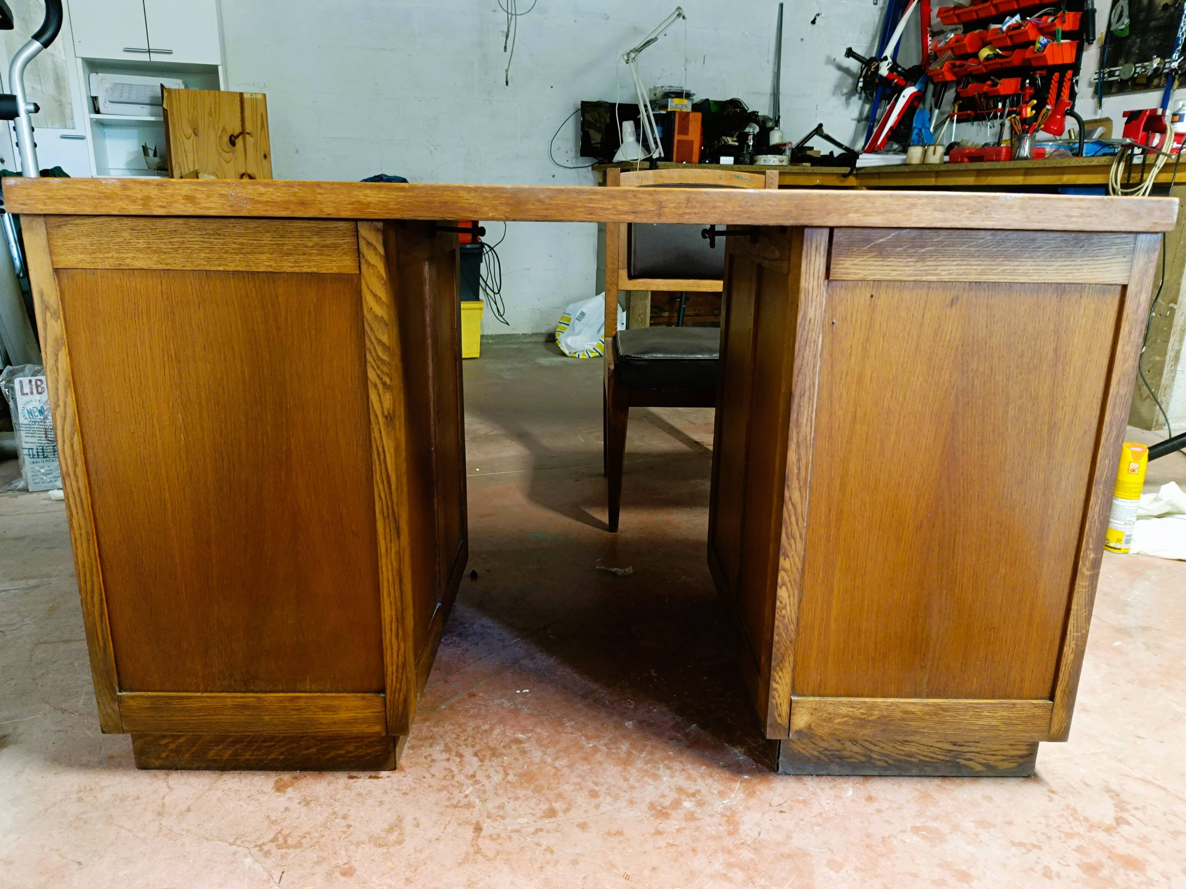 Art Nouveau oak desk and chair