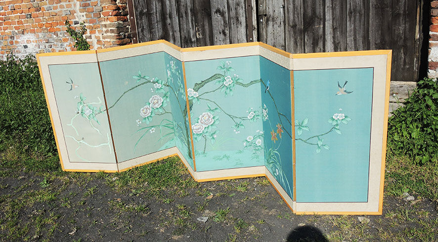 Screen chinese painted birds on branches