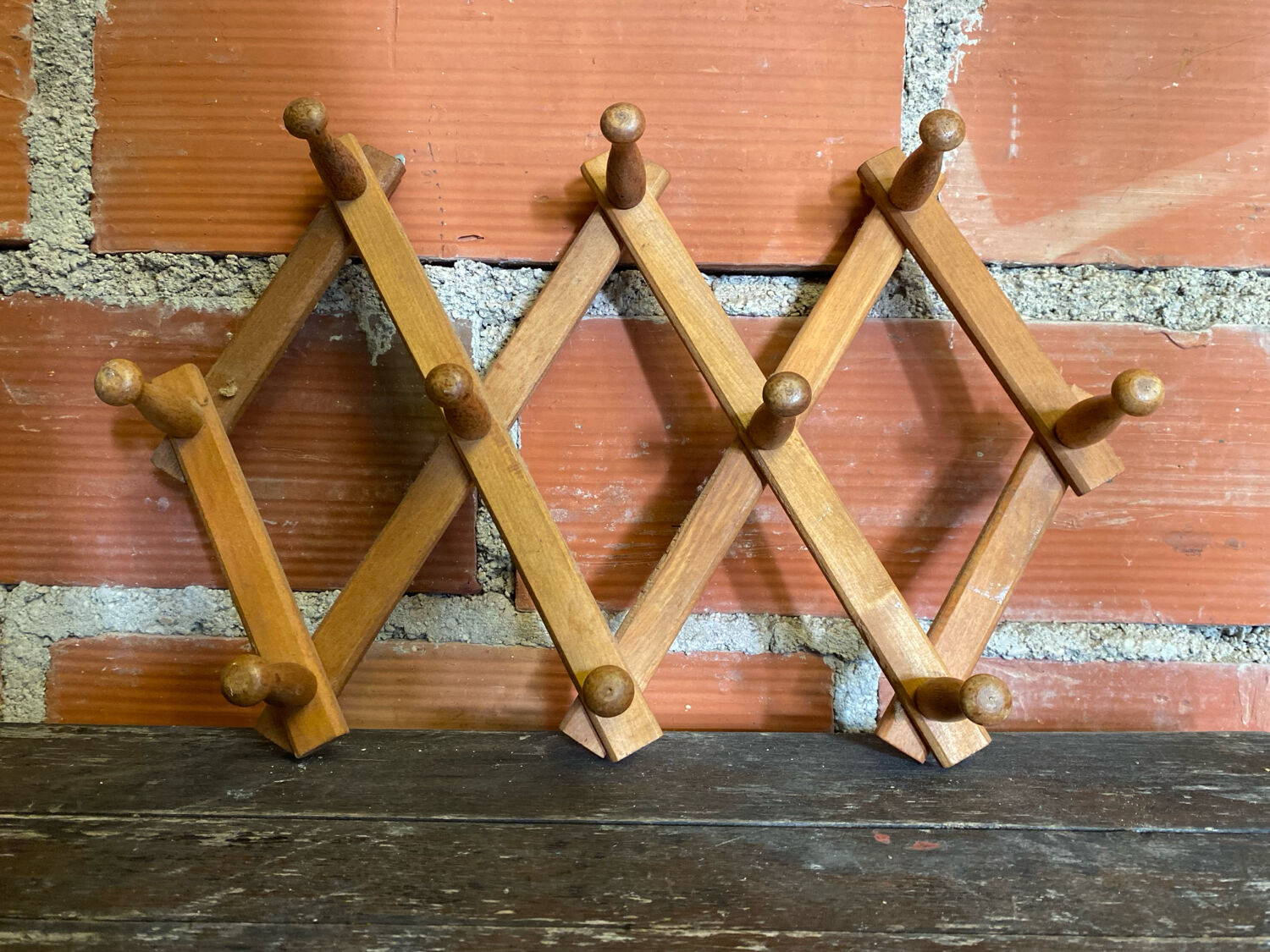 Vintage Wall-Mounted Extendable Coat Rack x10 Wooden Hooks