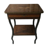 Old inadvertent dressing table