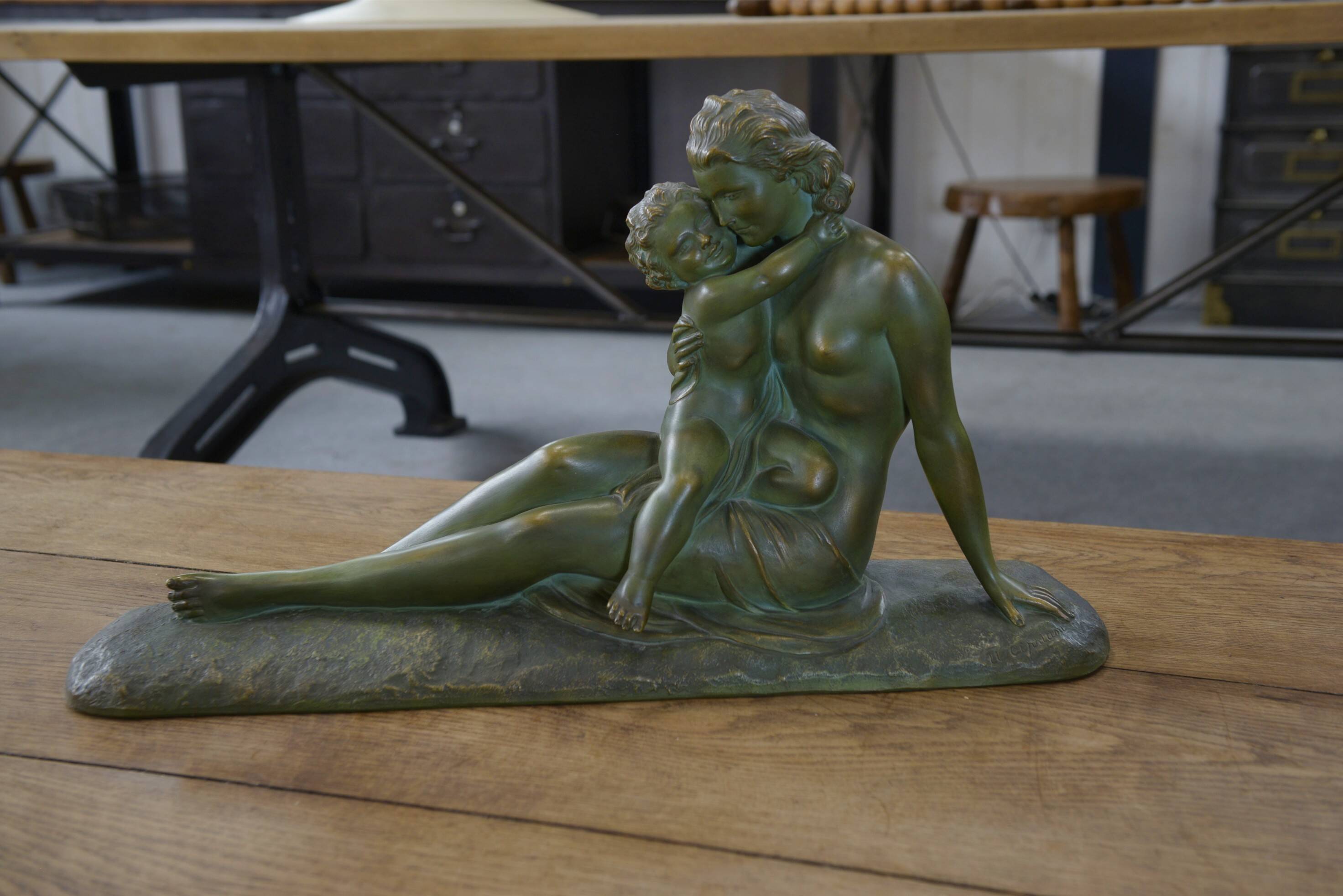 Sculpture en terre cuite patine bronze par Ugo Cipriani