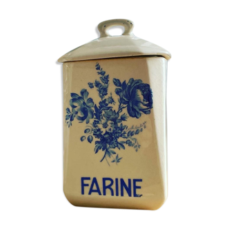 Pot de farine