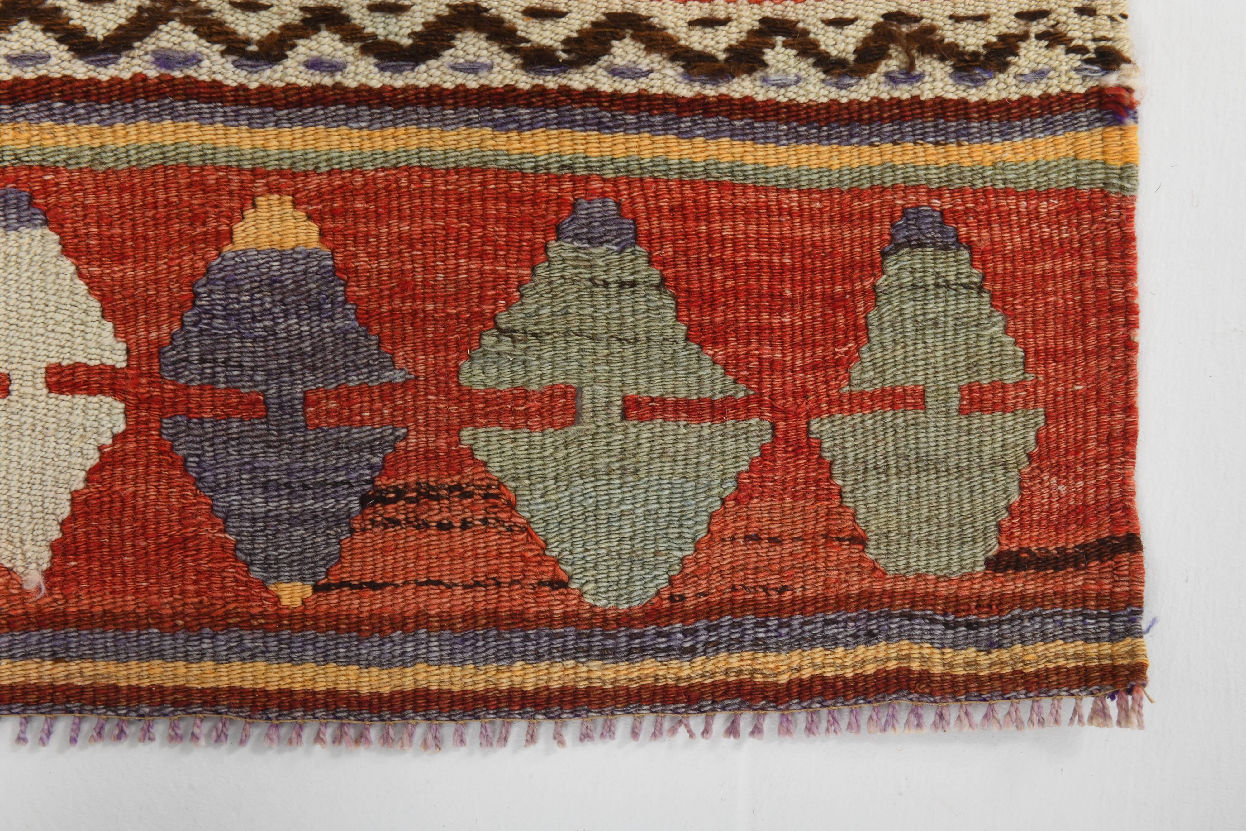4x6 Green & Red Geometric Vintage Kilim Rug, 123x169Cm