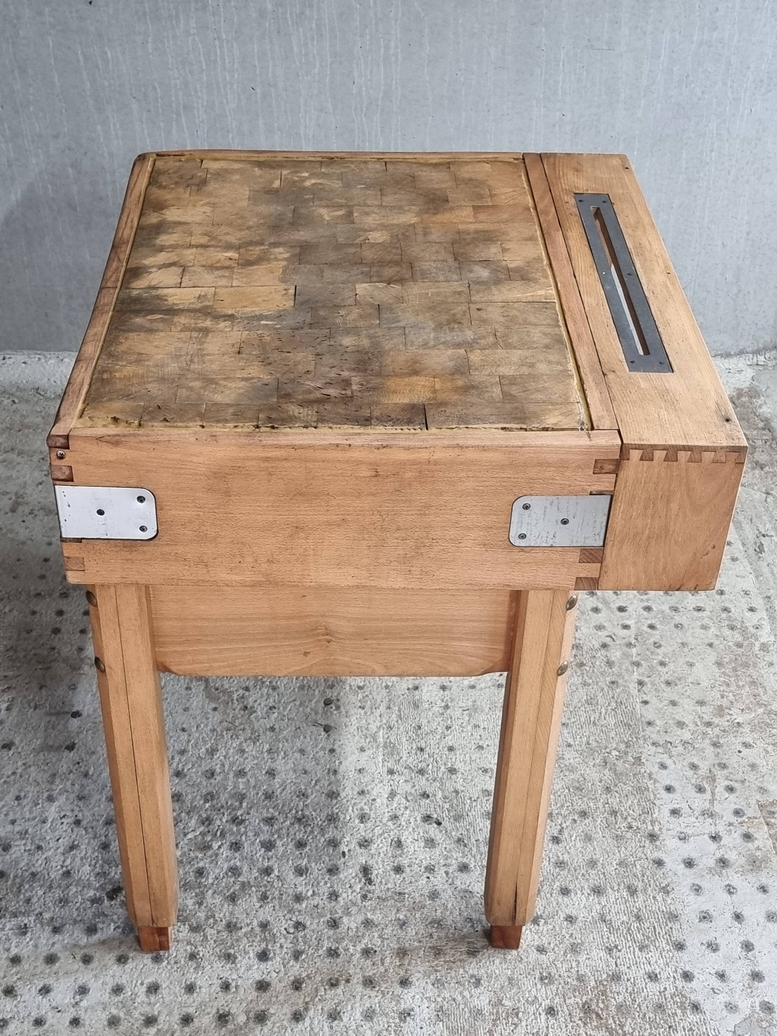 Vintage chopping block butcher table kitchen island