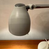 Articulated design desk lamp