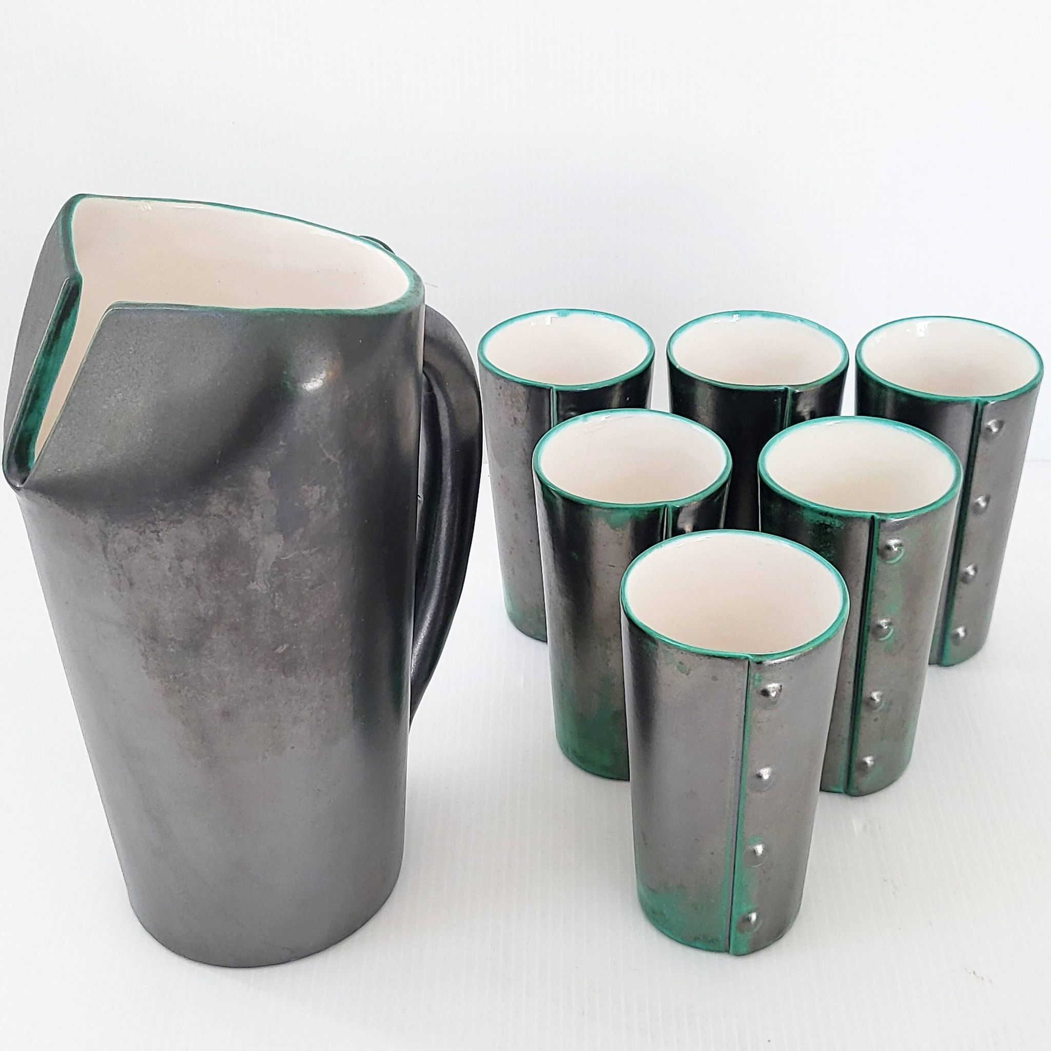 Pitcher and 6 vintage glasses 1960