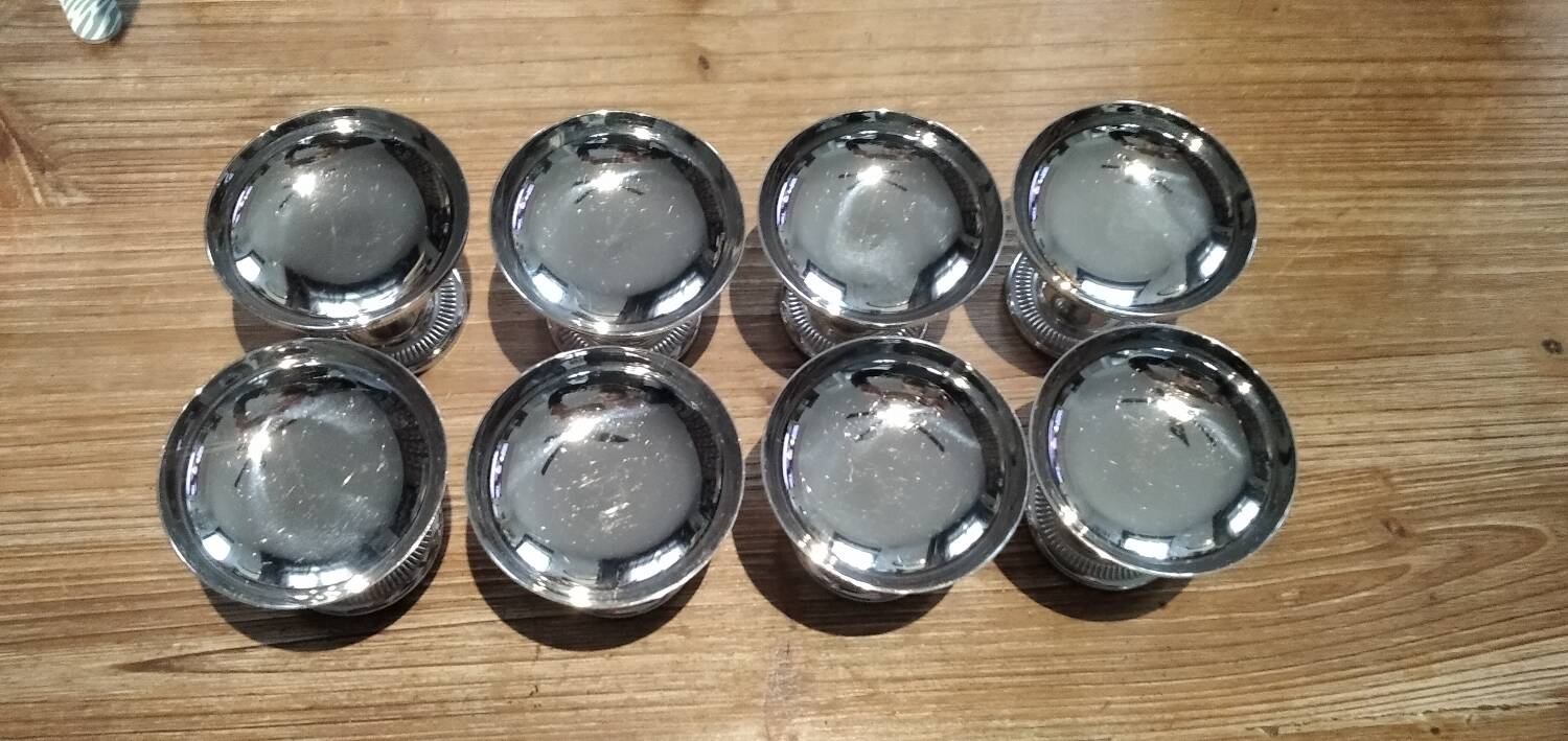 Vintage silver metal ice cream or sorbet cup