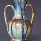 Vase with two handles in flamed sandstone with art nouveau-style drippings