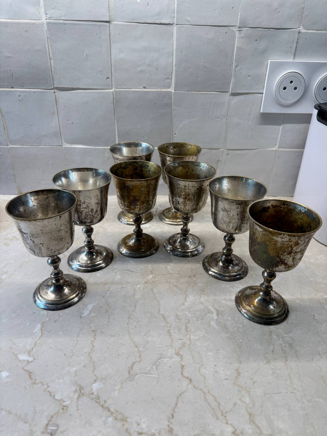 Goblet. Stemmed cup.