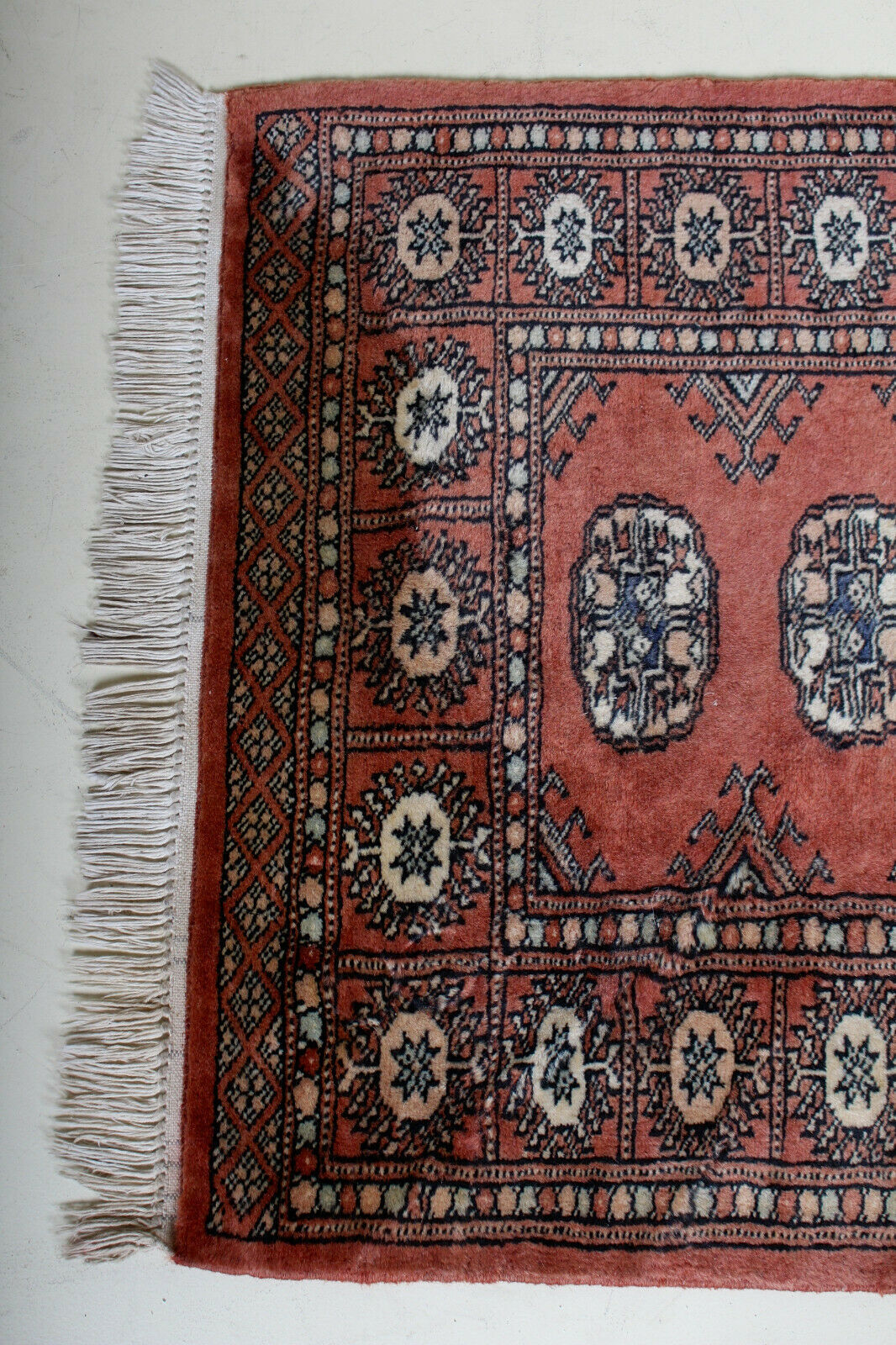 Vintage wool and fringe rug with Turkman design Tekke 103x65cm