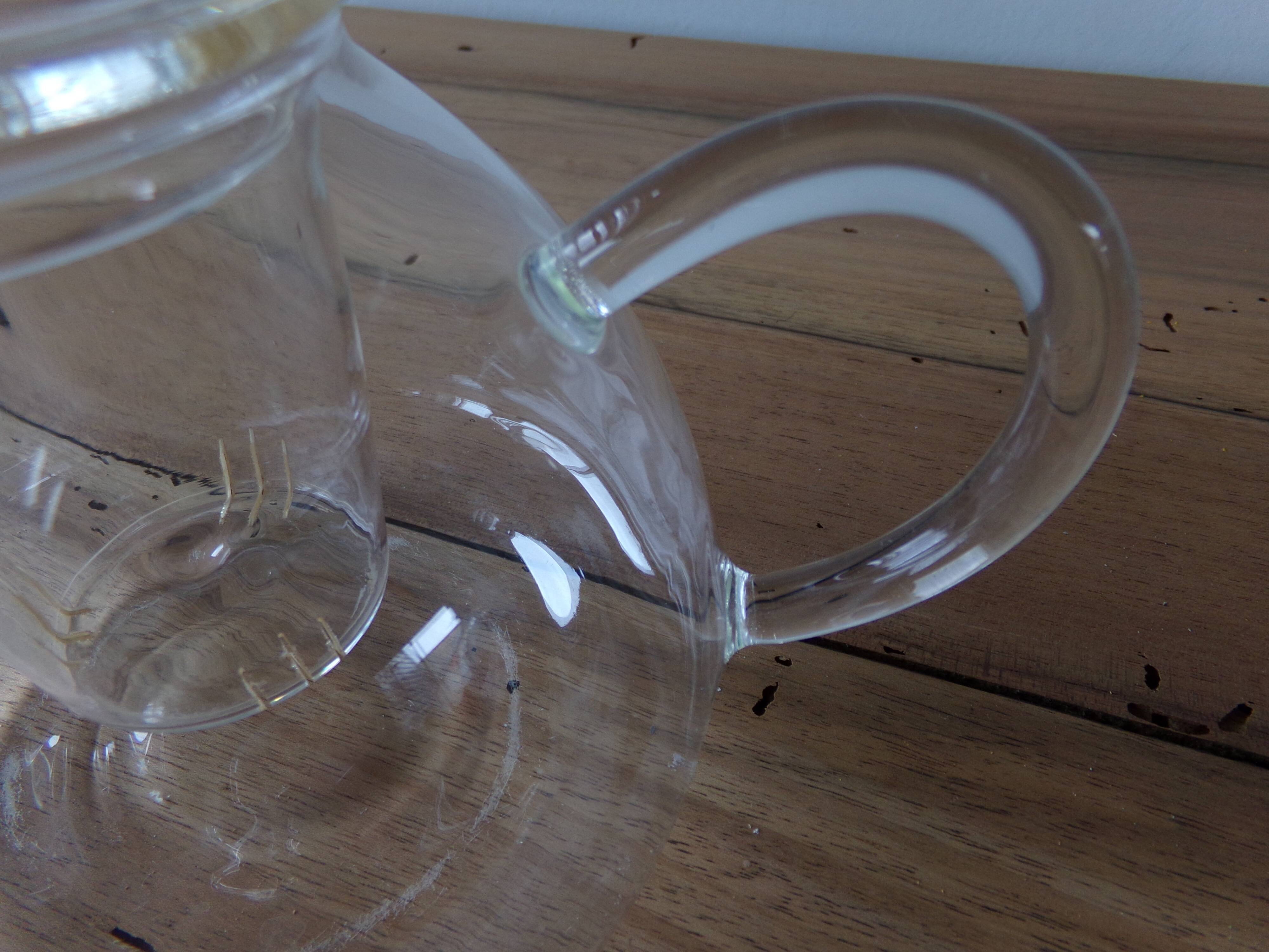 Théière en verre
