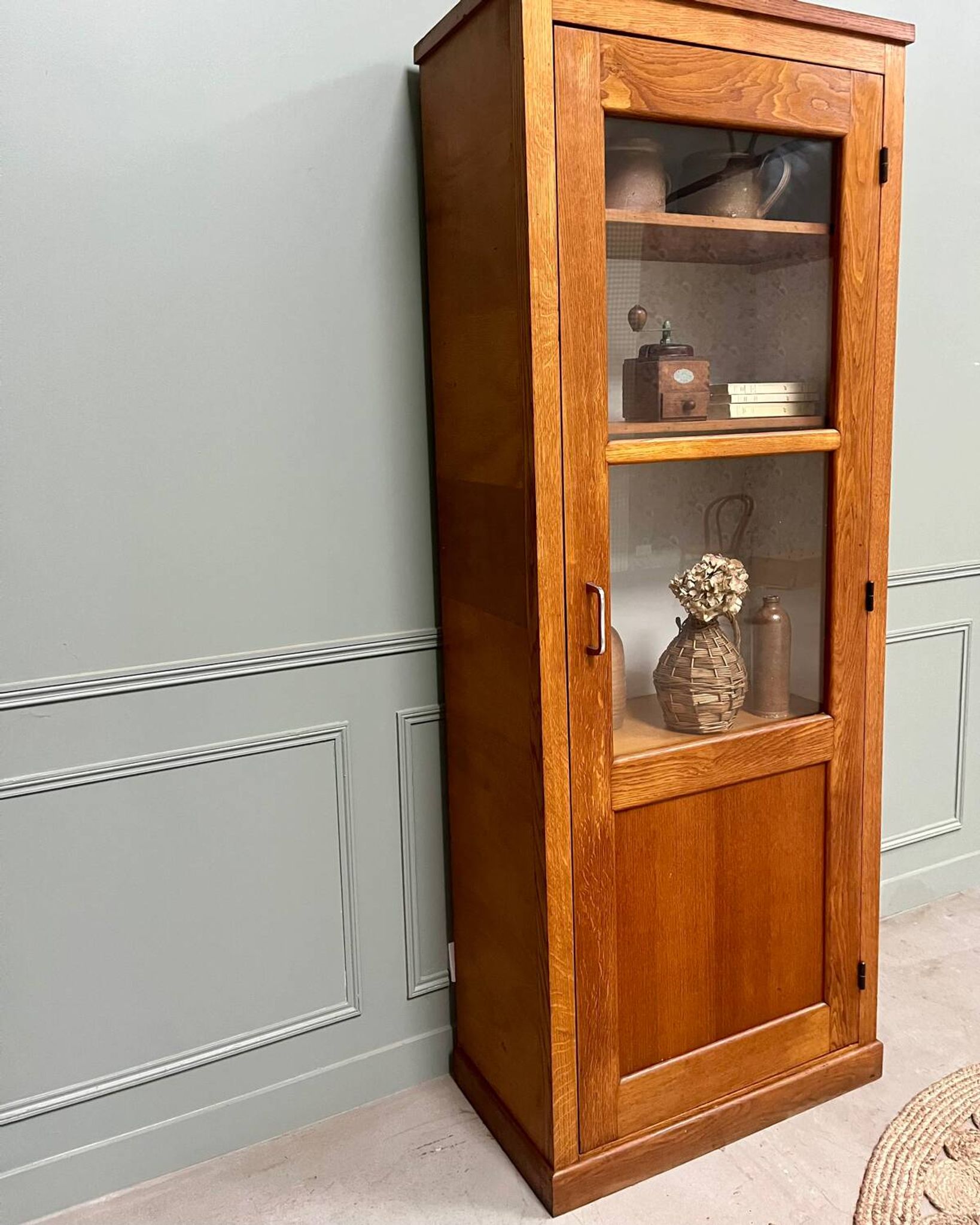 Vitrine années 50 / vaisselier