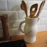 Flower pitcher