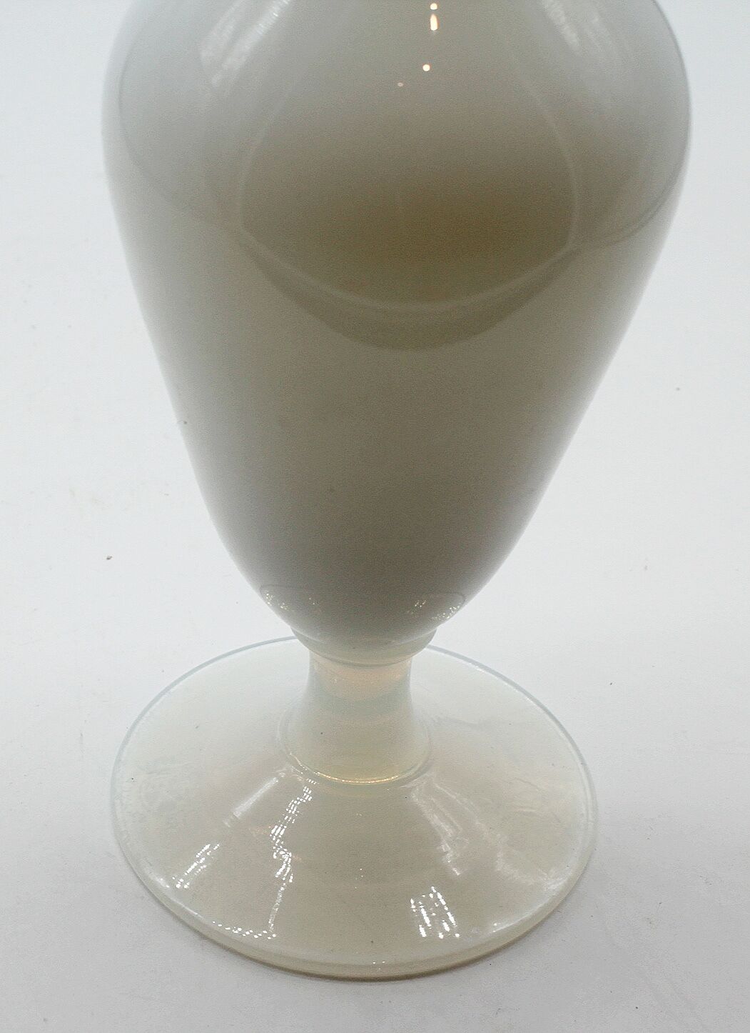 Sèvres white opaline vase