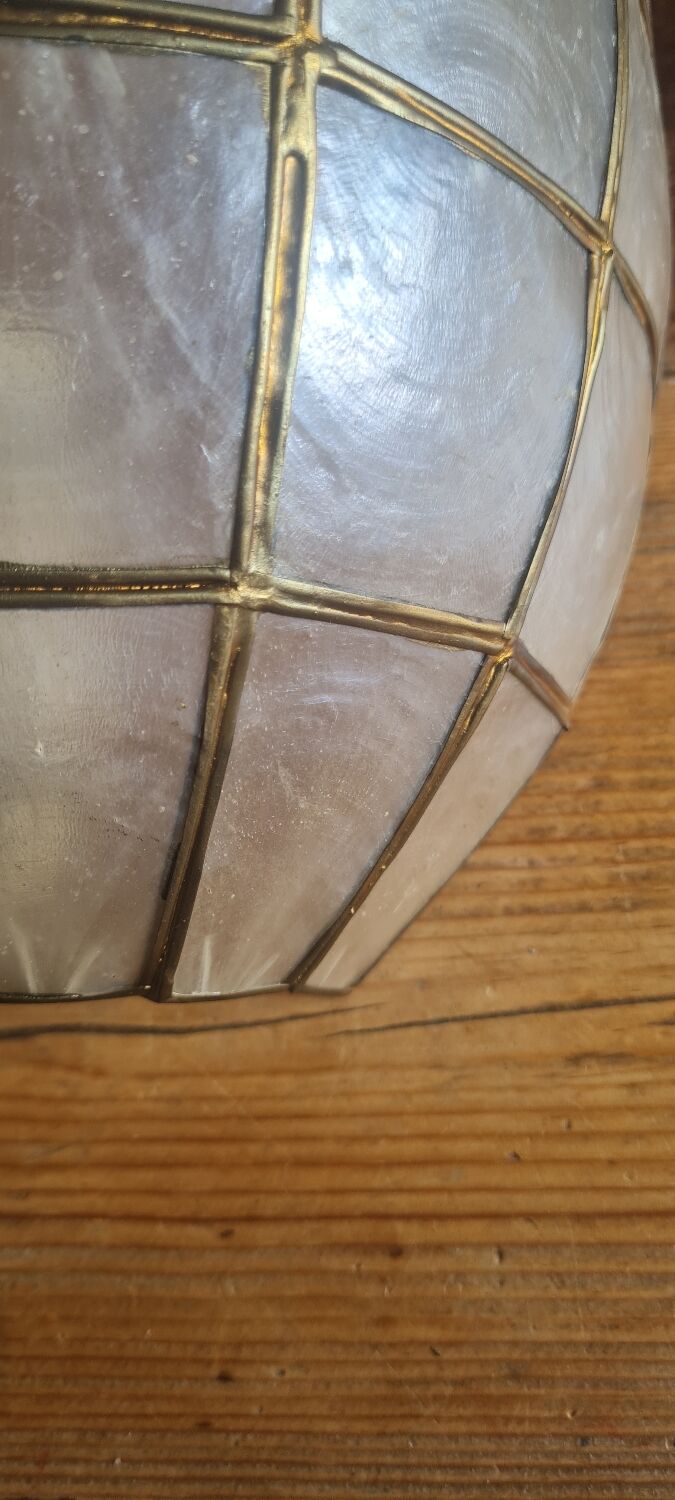 Pair of sconces in brass and mother-of-pearl