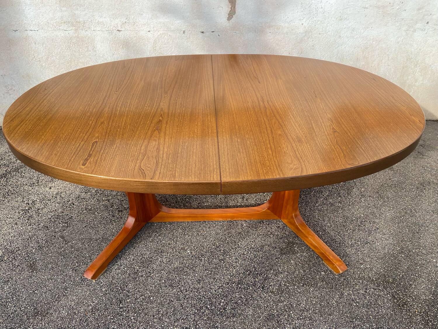 Vintage Baumann table