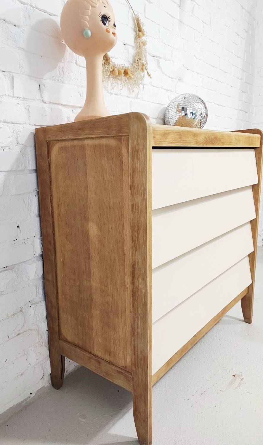 Vintage nude chest of drawers