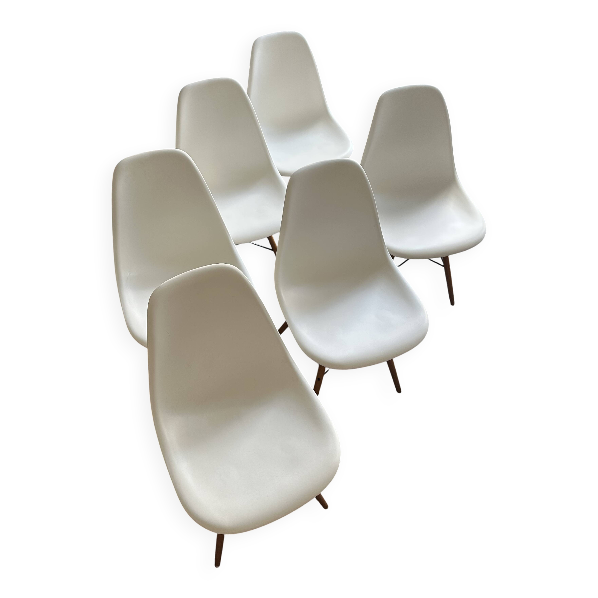 Set of 6 white Vitra chairs