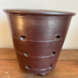 Stoneware cache pot