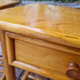 Paire  de tables de chevet  en rotin maugrion