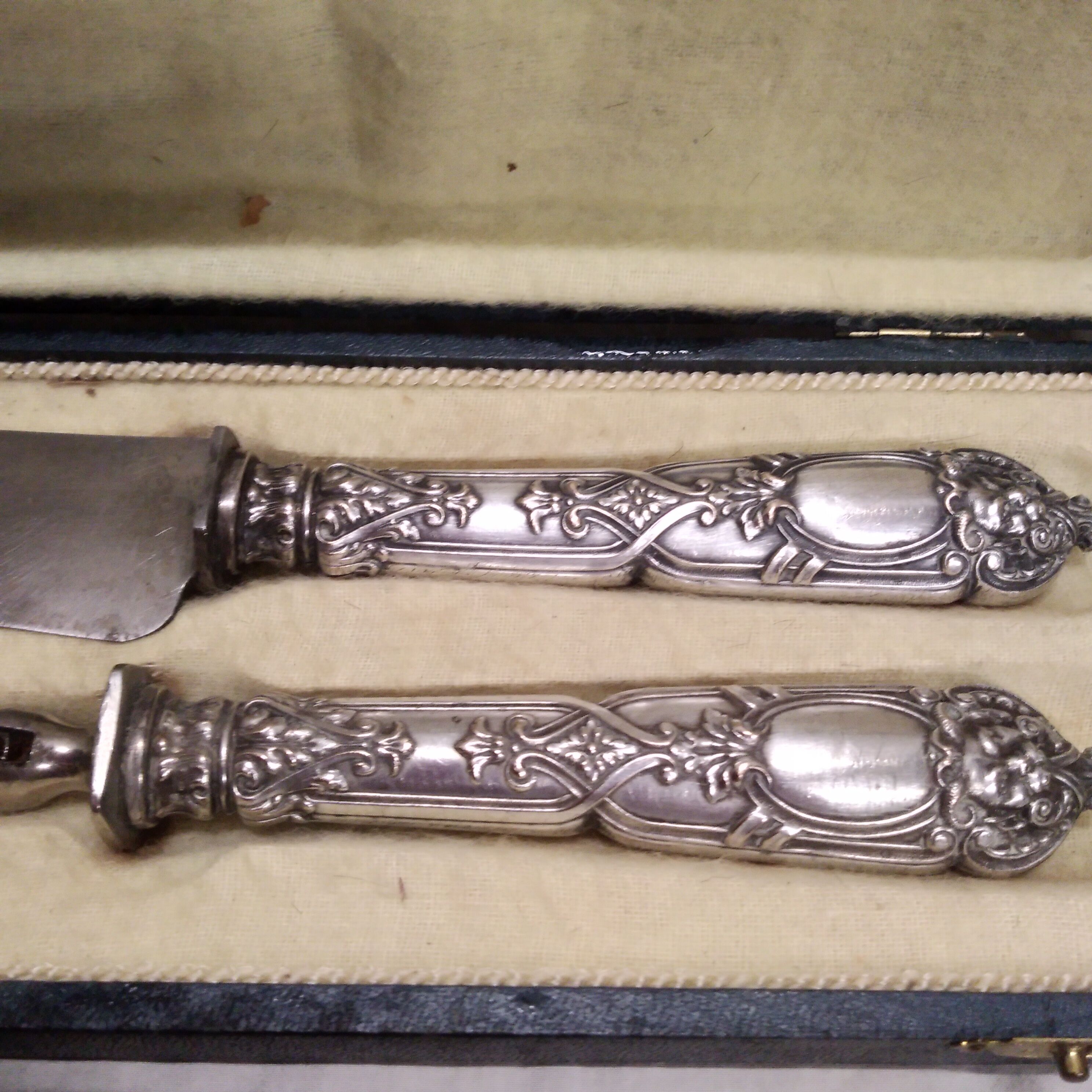 Silver metal cutting service 1900